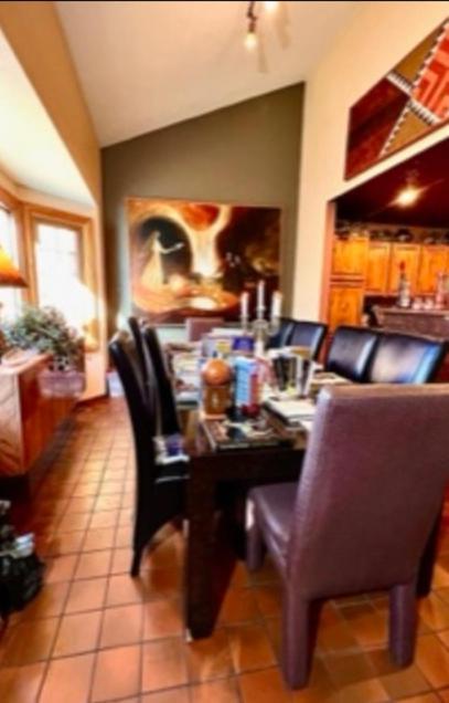 Yellowstone Cattle Baron Ensuite, Private Entrance & Parking - Prairie Rose B&B 夏延 外观 照片